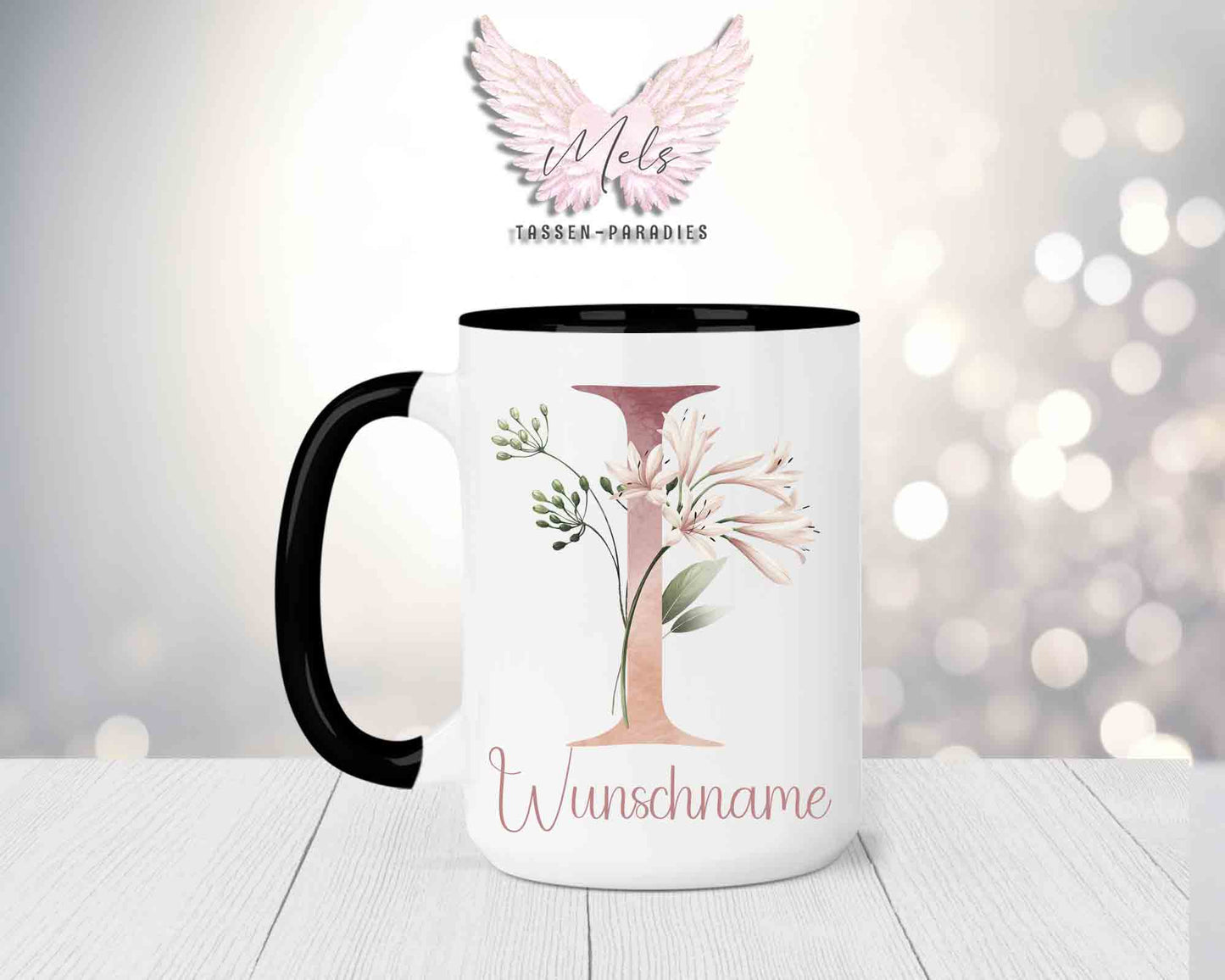 Blumen-Alphabet mit Name - Personalisierte 15oz Keramik-Tasse Schwarz