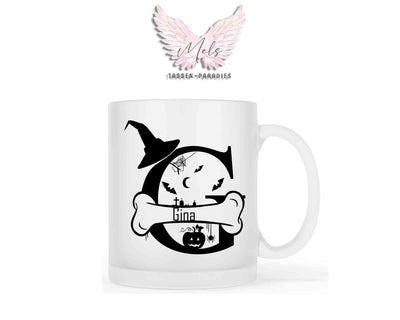 Halloween-Alphabet mit Name - Personalisierte satinierte Glas-Tasse