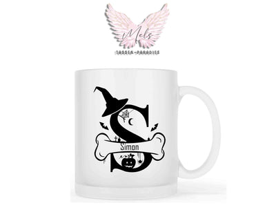 Halloween-Alphabet mit Name - Personalisierte satinierte Glas-Tasse