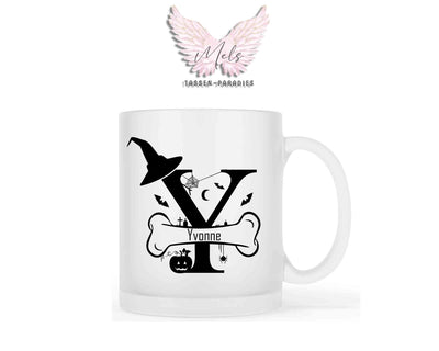 Halloween-Alphabet mit Name - Personalisierte satinierte Glas-Tasse
