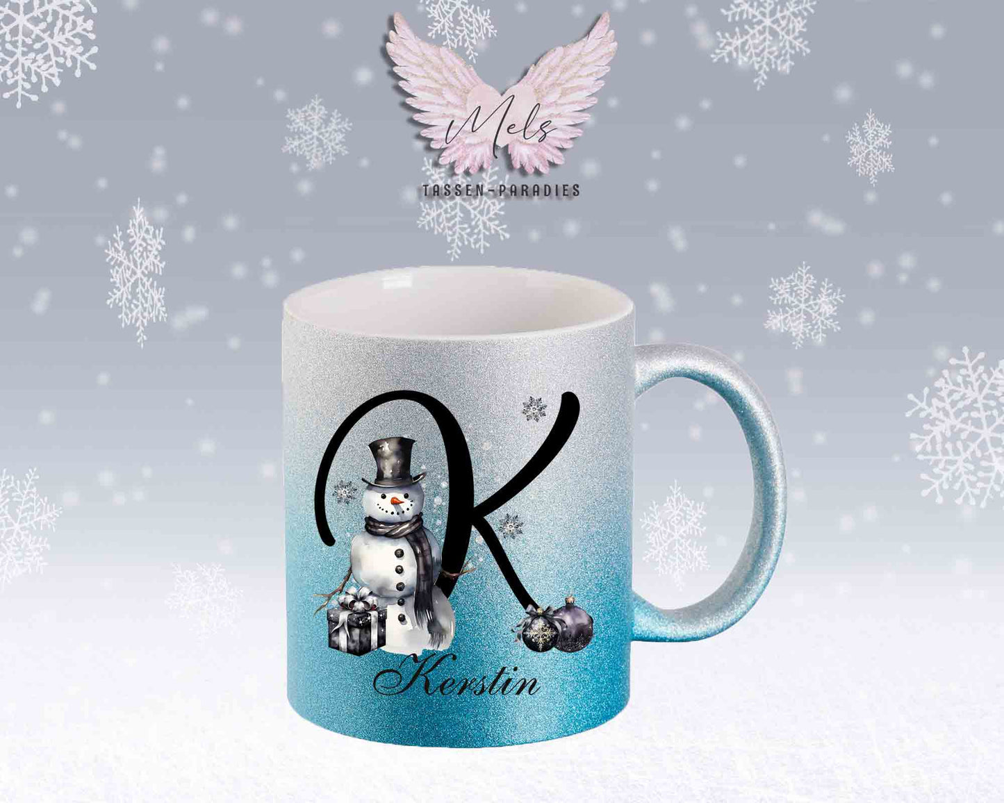 Schneemann Black-Alphabet mit Name - Personalisierte Glitter-Tasse SilberBlau