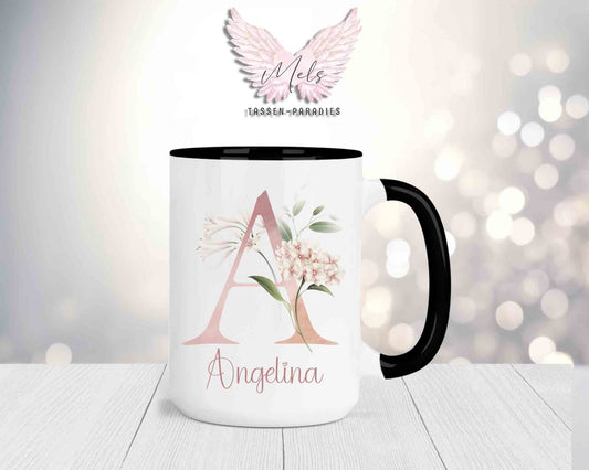 Blumen-Alphabet mit Name - Personalisierte 15oz Keramik-Tasse Schwarz