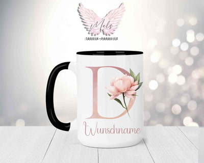 Blumen-Alphabet mit Name - Personalisierte 15oz Keramik-Tasse Schwarz