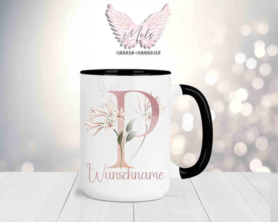 Blumen-Alphabet mit Name - Personalisierte 15oz Keramik-Tasse Schwarz