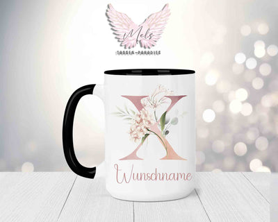 Blumen-Alphabet mit Name - Personalisierte 15oz Keramik-Tasse Schwarz