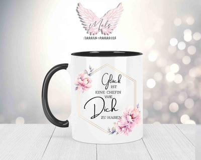Blumen-Alphabet mit Name - Personalisierte Keramik-Tasse Schwarz