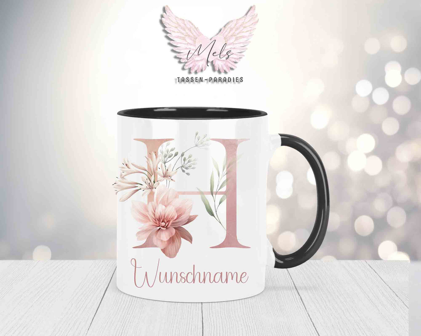Blumen-Alphabet mit Name - Personalisierte Keramik-Tasse Schwarz