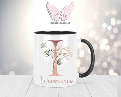 Blumen-Alphabet mit Name - Personalisierte Keramik-Tasse Schwarz