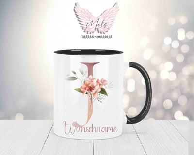 Blumen-Alphabet mit Name - Personalisierte Keramik-Tasse Schwarz
