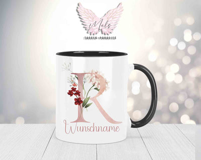 Blumen-Alphabet mit Name - Personalisierte Keramik-Tasse Schwarz