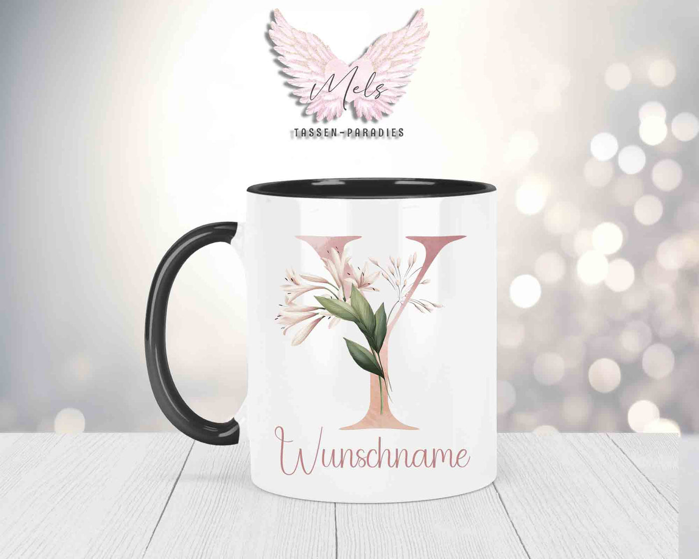 Blumen-Alphabet mit Name - Personalisierte Keramik-Tasse Schwarz
