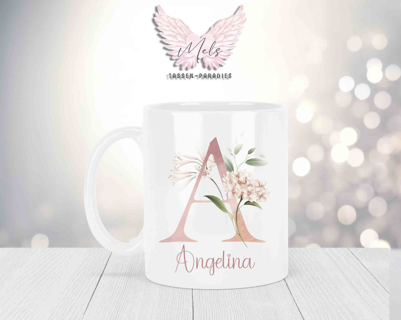 Personalisierte Keramik-Tasse in Weiß-mit Blumen-Alphabet & Namen