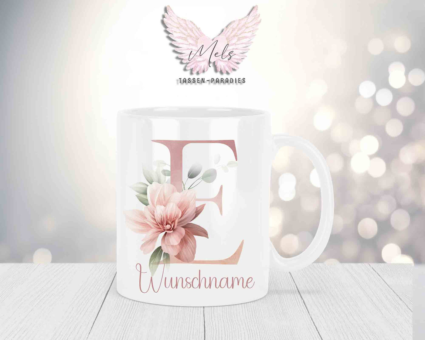 Personalisierte Keramik-Tasse in Weiß-mit Blumen-Alphabet & Namen