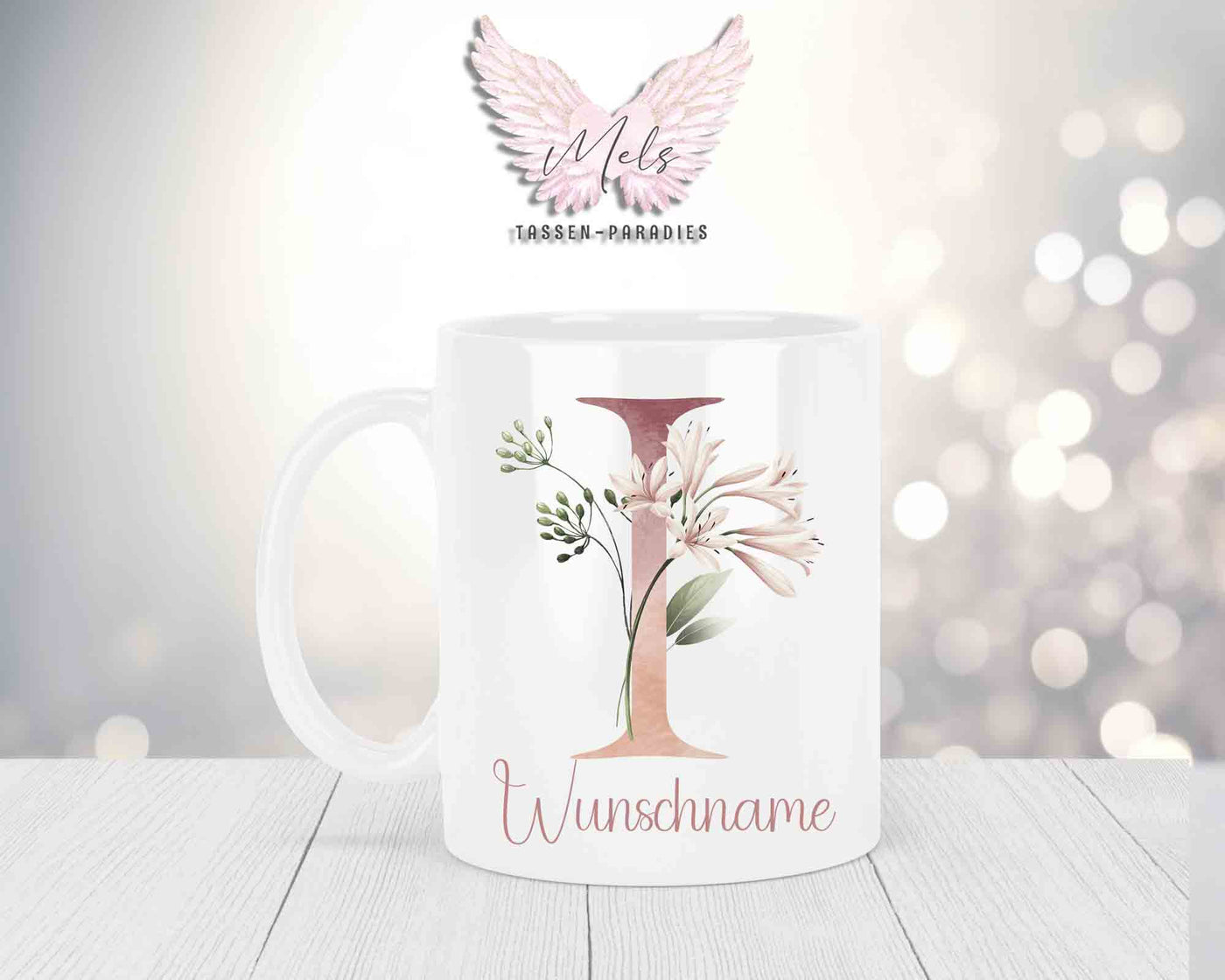 Personalisierte Keramik-Tasse in Weiß-mit Blumen-Alphabet & Namen