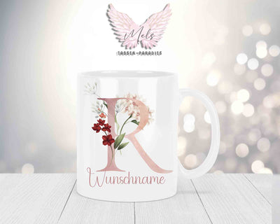 Personalisierte Keramik-Tasse in Weiß-mit Blumen-Alphabet & Namen