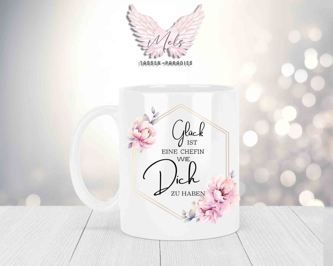 Personalisierte Keramik-Tasse in Weiß-mit Blumen-Alphabet & Namen