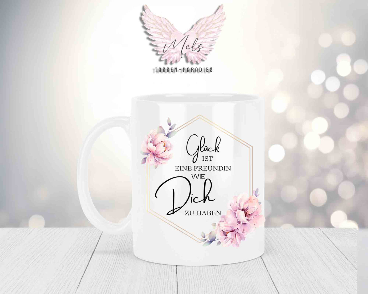 Personalisierte Keramik-Tasse in Weiß-mit Blumen-Alphabet & Namen