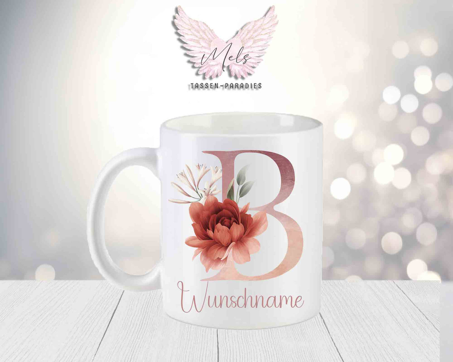 Personalisierte Keramik-Tasse in Weiß-Matt mit Blumen-Alphabet & Namen