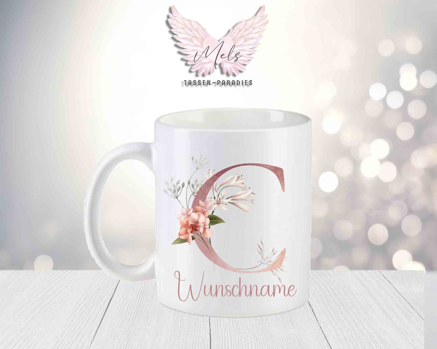 Personalisierte Keramik-Tasse in Weiß-Matt mit Blumen-Alphabet & Namen