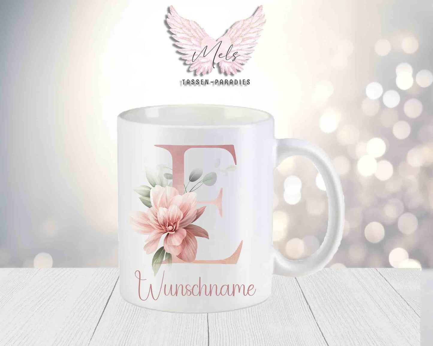 Personalisierte Keramik-Tasse in Weiß-Matt mit Blumen-Alphabet & Namen