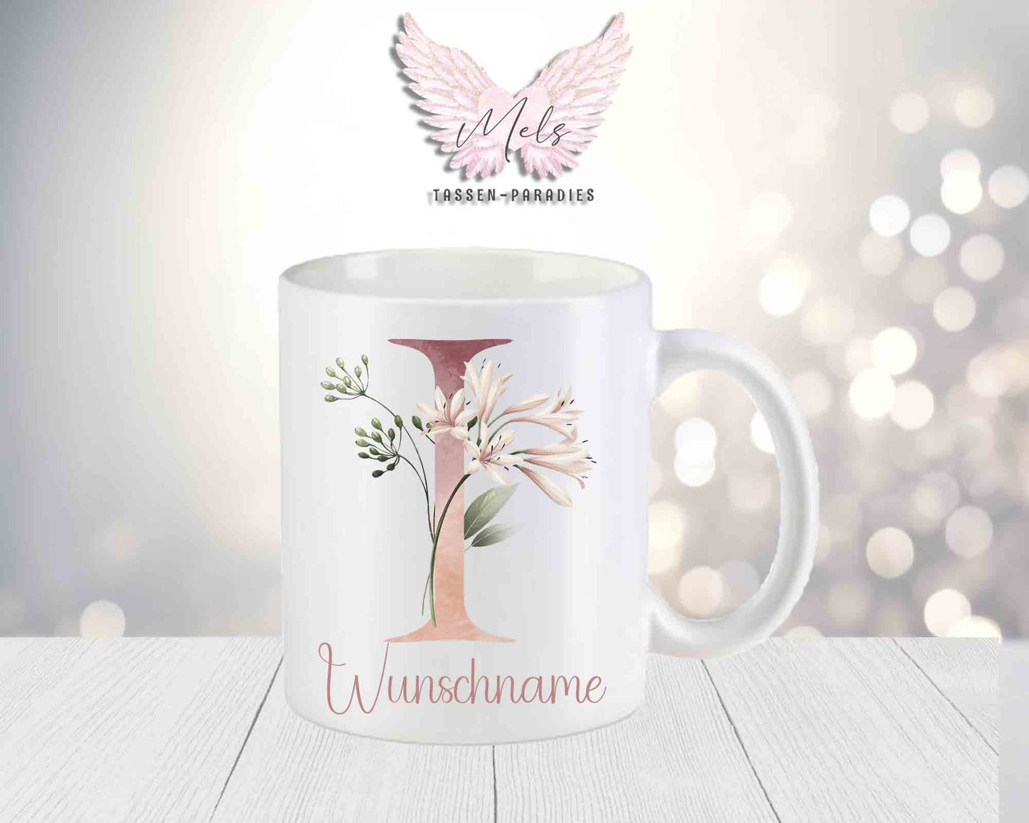 Personalisierte Keramik-Tasse in Weiß-Matt mit Blumen-Alphabet & Namen