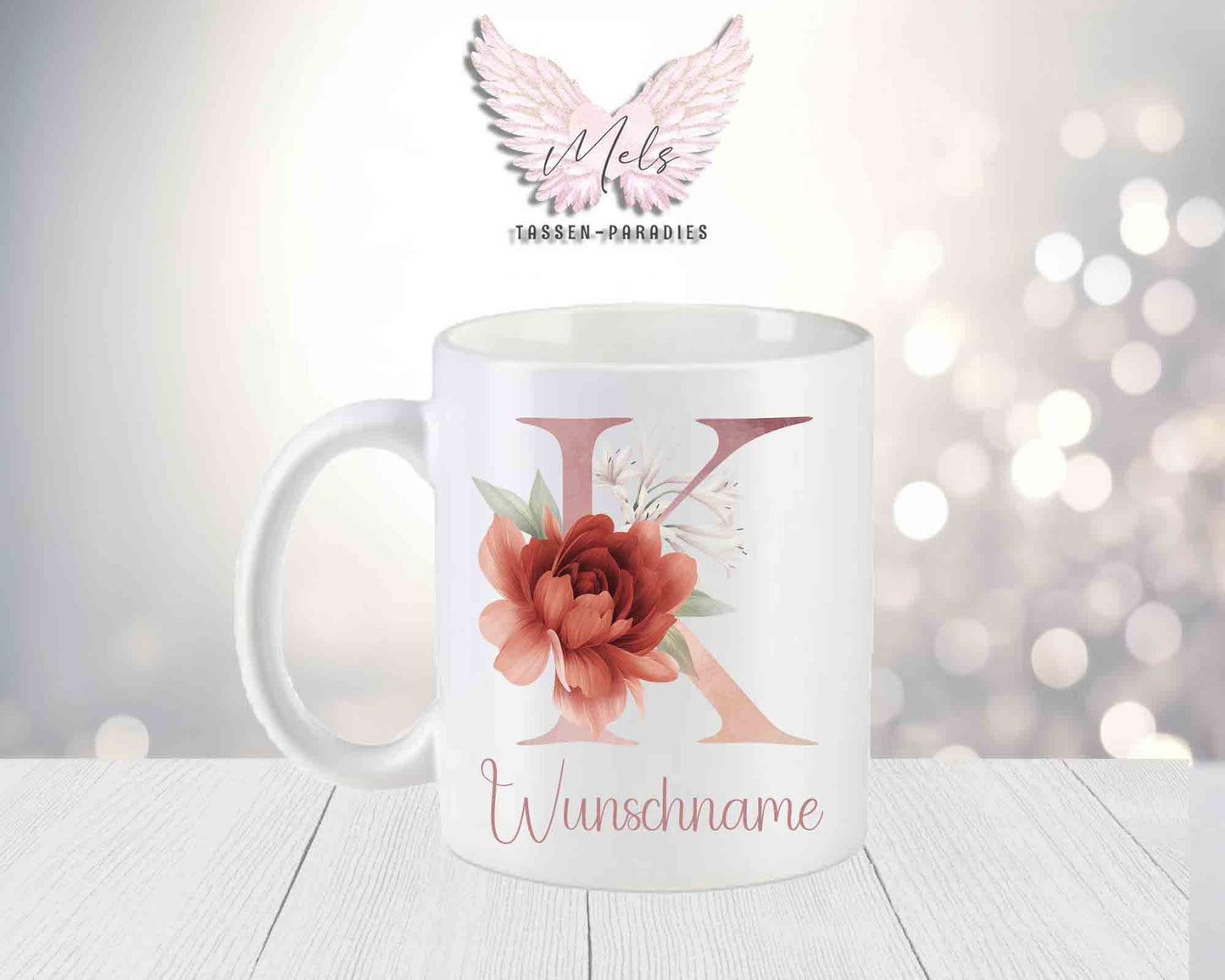 Personalisierte Keramik-Tasse in Weiß-Matt mit Blumen-Alphabet & Namen