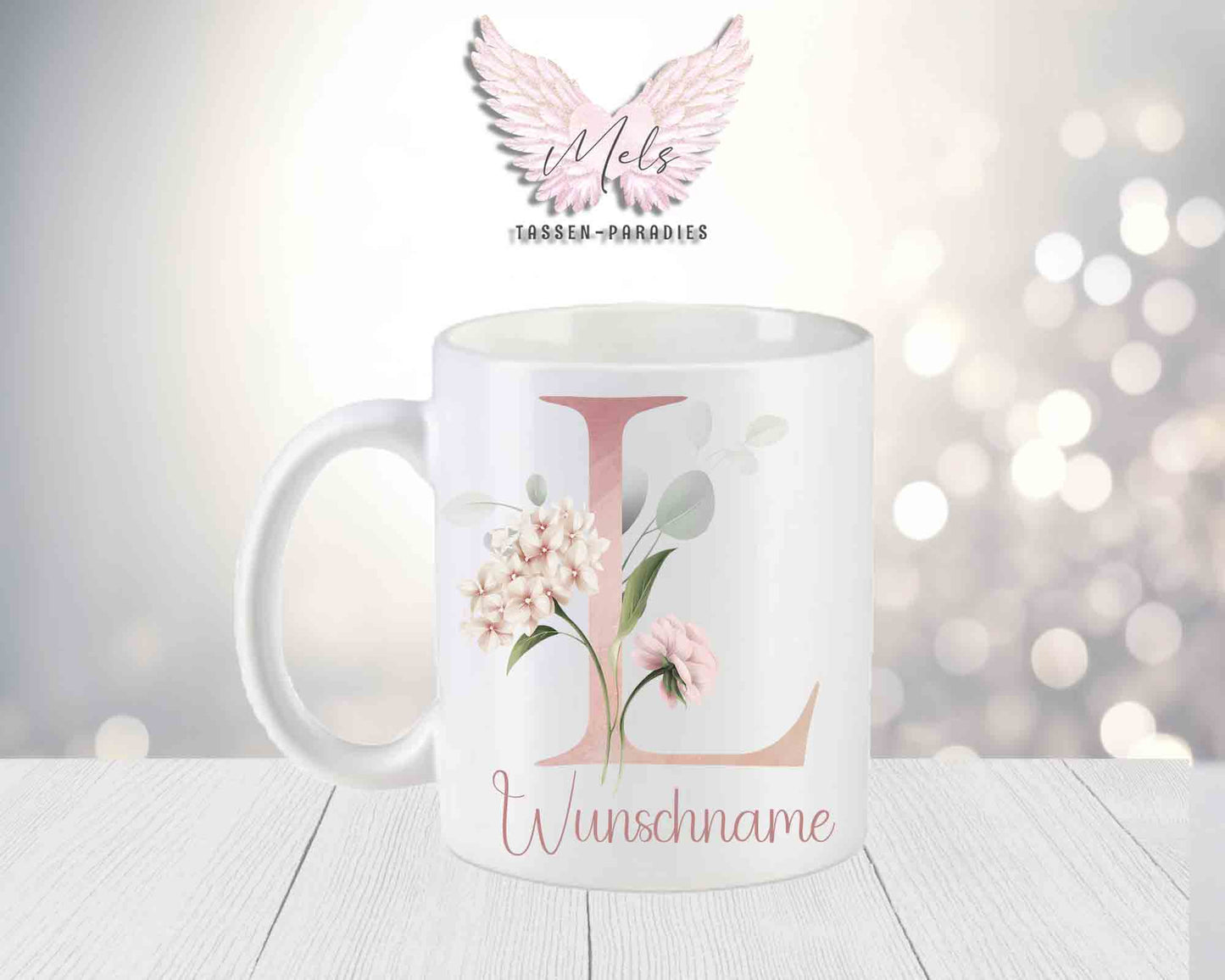 Personalisierte Keramik-Tasse in Weiß-Matt mit Blumen-Alphabet & Namen