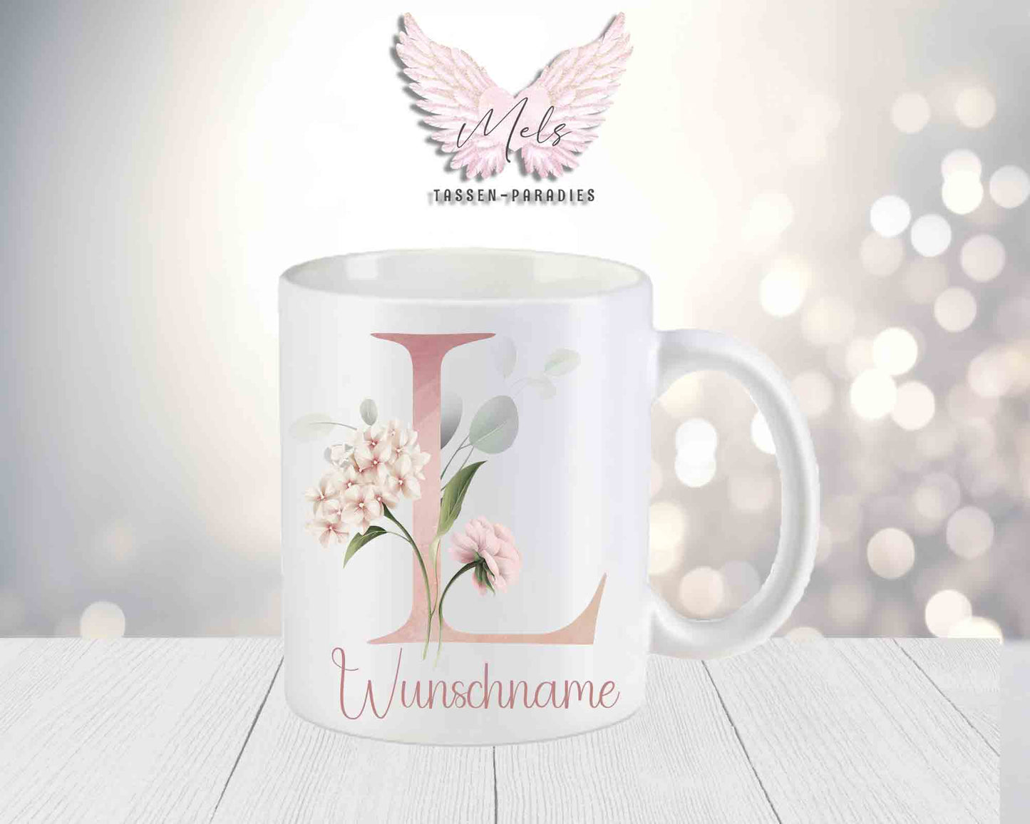 Personalisierte Keramik-Tasse in Weiß-Matt mit Blumen-Alphabet & Namen