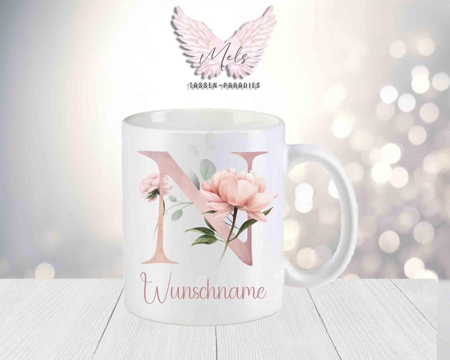 Personalisierte Keramik-Tasse in Weiß-Matt mit Blumen-Alphabet & Namen