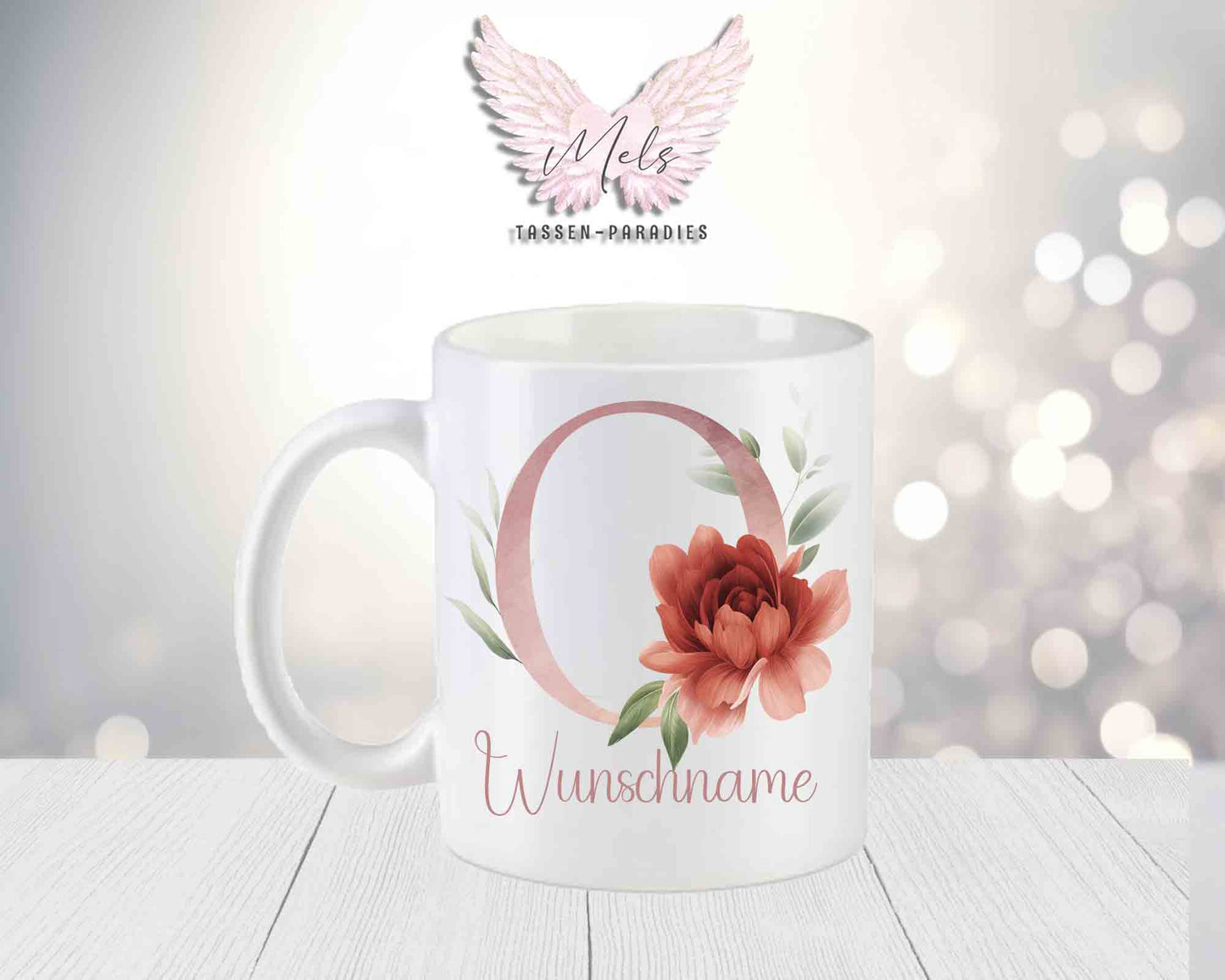 Personalisierte Keramik-Tasse in Weiß-Matt mit Blumen-Alphabet & Namen