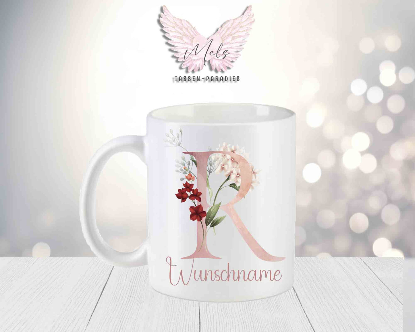 Personalisierte Keramik-Tasse in Weiß-Matt mit Blumen-Alphabet & Namen