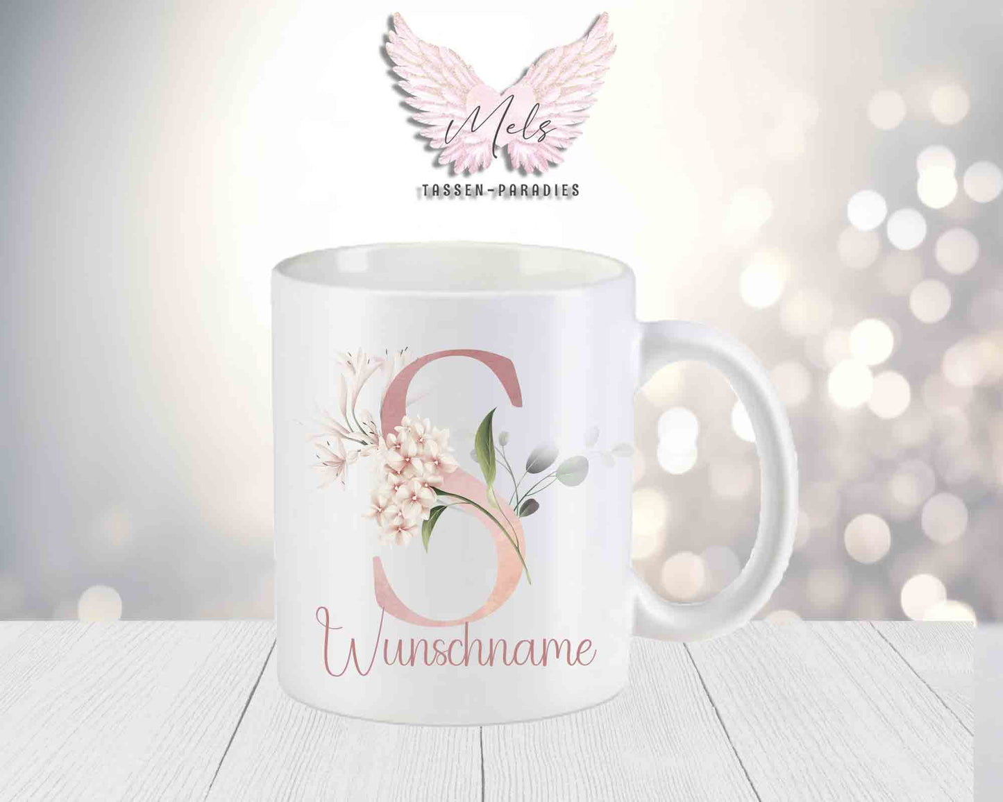 Personalisierte Keramik-Tasse in Weiß-Matt mit Blumen-Alphabet & Namen