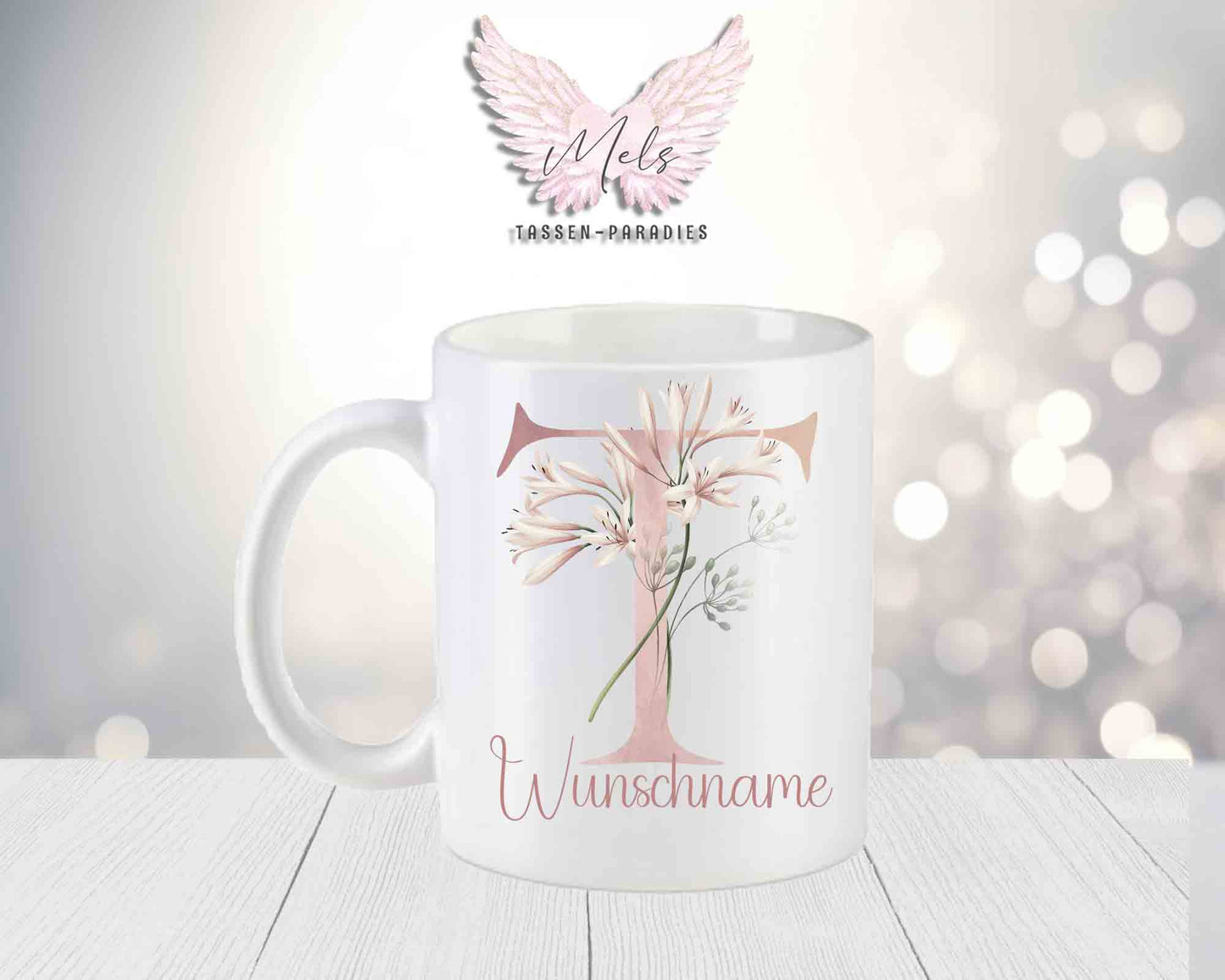 Personalisierte Keramik-Tasse in Weiß-Matt mit Blumen-Alphabet & Namen