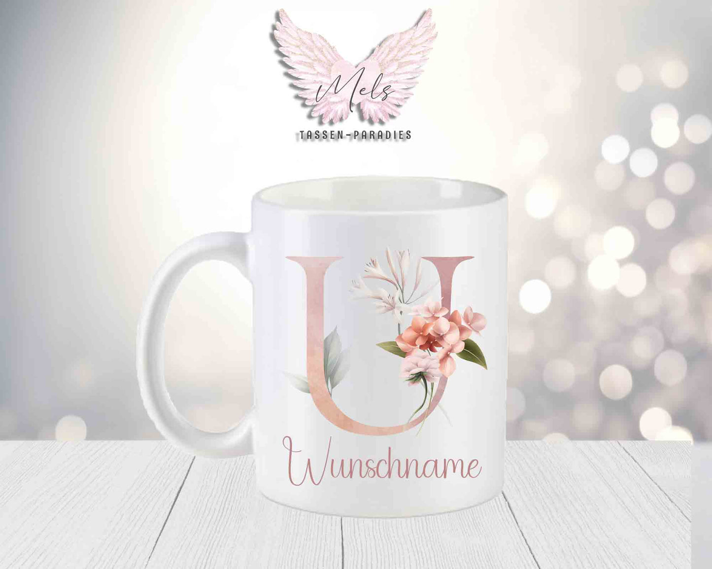 Personalisierte Keramik-Tasse in Weiß-Matt mit Blumen-Alphabet & Namen