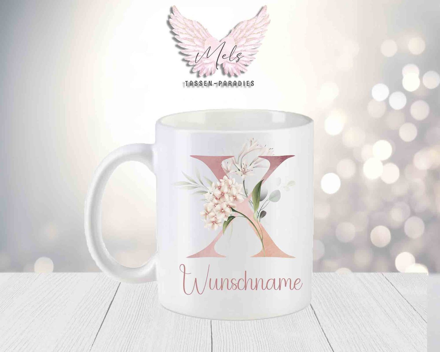 Personalisierte Keramik-Tasse in Weiß-Matt mit Blumen-Alphabet & Namen