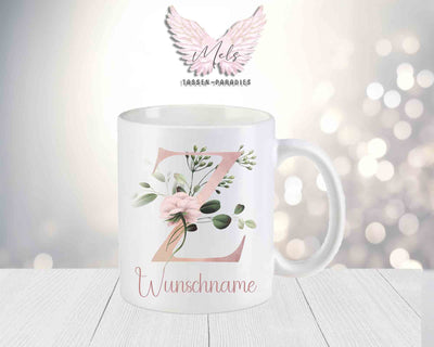 Personalisierte Keramik-Tasse in Weiß-Matt mit Blumen-Alphabet & Namen