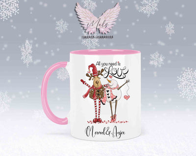 Tasse mit süßem Paar-Schneefrau und Hirsch – mit oder ohne Wunschname