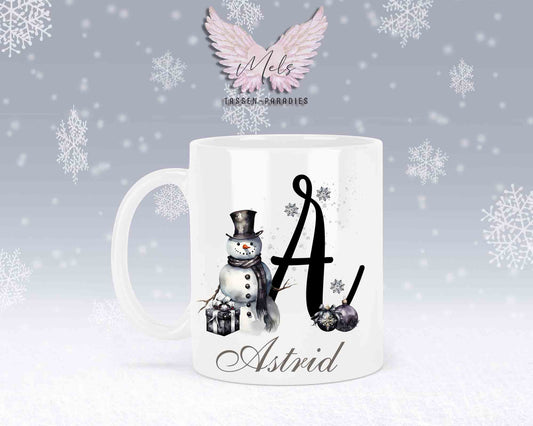 Schneemann Black-Alphabet mit Name - Personalisierte Keramik-Tasse Weiß