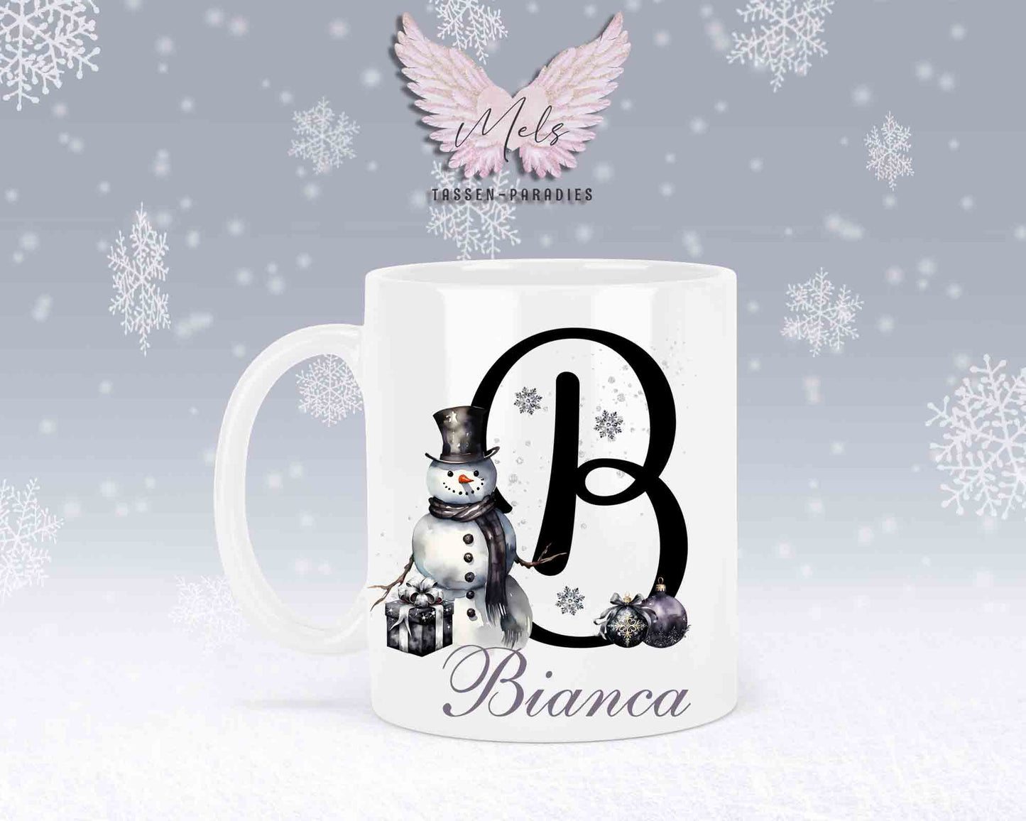 Schneemann Black-Alphabet mit Name - Personalisierte Keramik-Tasse Weiß