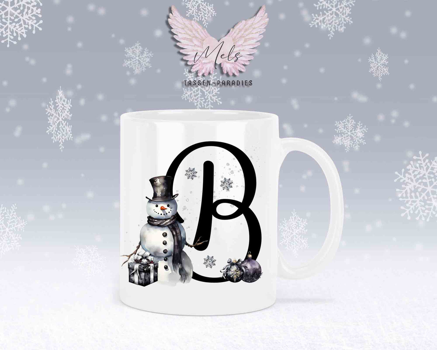 Schneemann Black-Alphabet mit Name - Personalisierte Keramik-Tasse Weiß