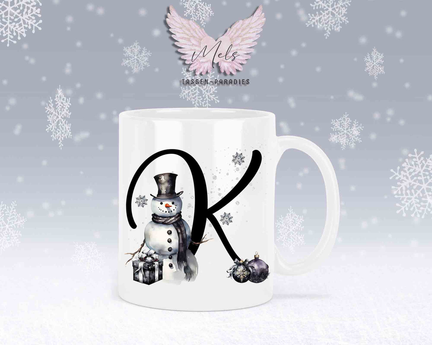 Schneemann Black-Alphabet mit Name - Personalisierte Keramik-Tasse Weiß