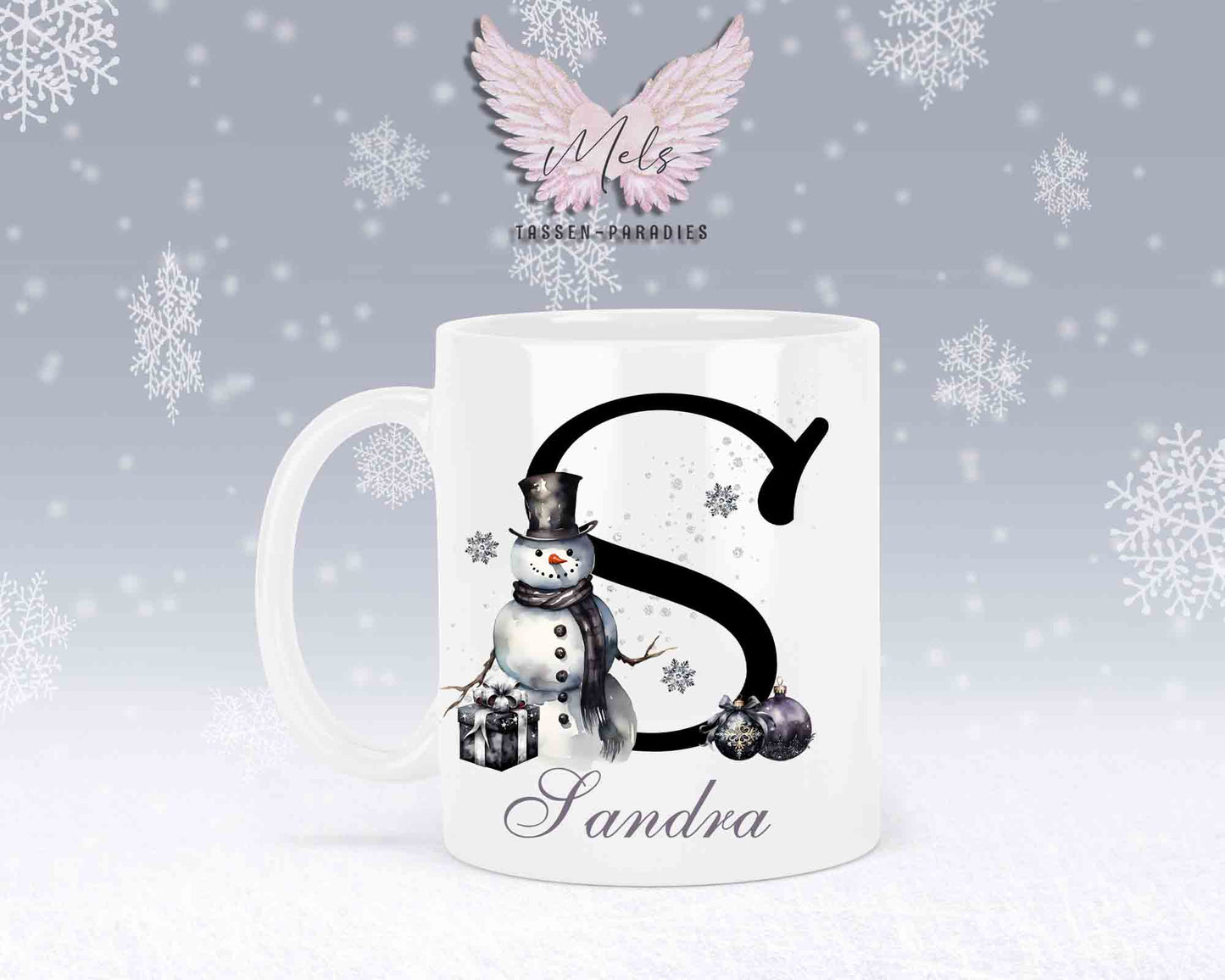 Schneemann Black-Alphabet mit Name - Personalisierte Keramik-Tasse Weiß