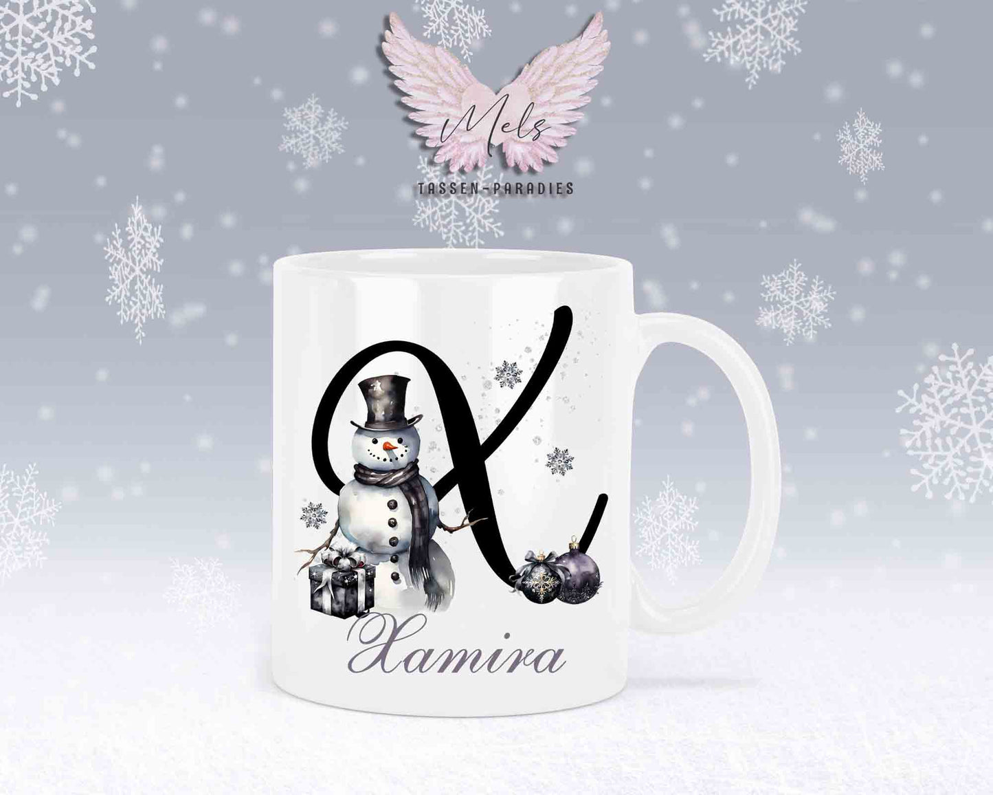 Schneemann Black-Alphabet mit Name - Personalisierte Keramik-Tasse Weiß