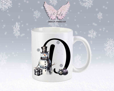 Schneemann Black-Alphabet mit Name - Personalisierte Keramik-Tasse Weiß-Matt