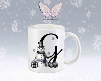 Schneemann Black-Alphabet mit Name - Personalisierte Keramik-Tasse Weiß-Matt