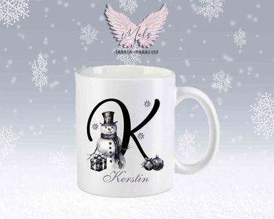 Schneemann Black-Alphabet mit Name - Personalisierte Keramik-Tasse Weiß-Matt