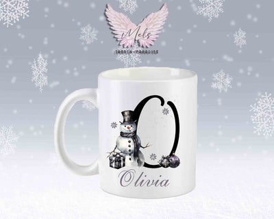 Schneemann Black-Alphabet mit Name - Personalisierte Keramik-Tasse Weiß-Matt