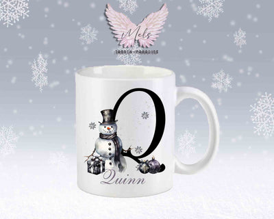 Schneemann Black-Alphabet mit Name - Personalisierte Keramik-Tasse Weiß-Matt