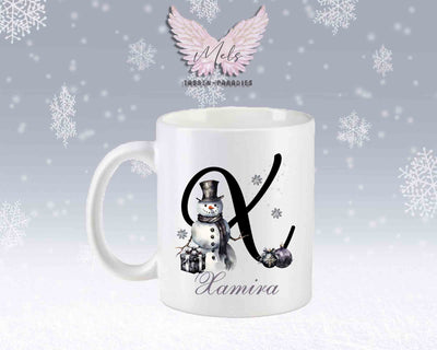 Schneemann Black-Alphabet mit Name - Personalisierte Keramik-Tasse Weiß-Matt