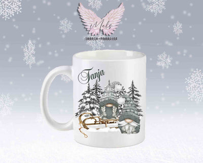 Tasse mit Wichtel und Schlitten – mit oder ohne Wunschname